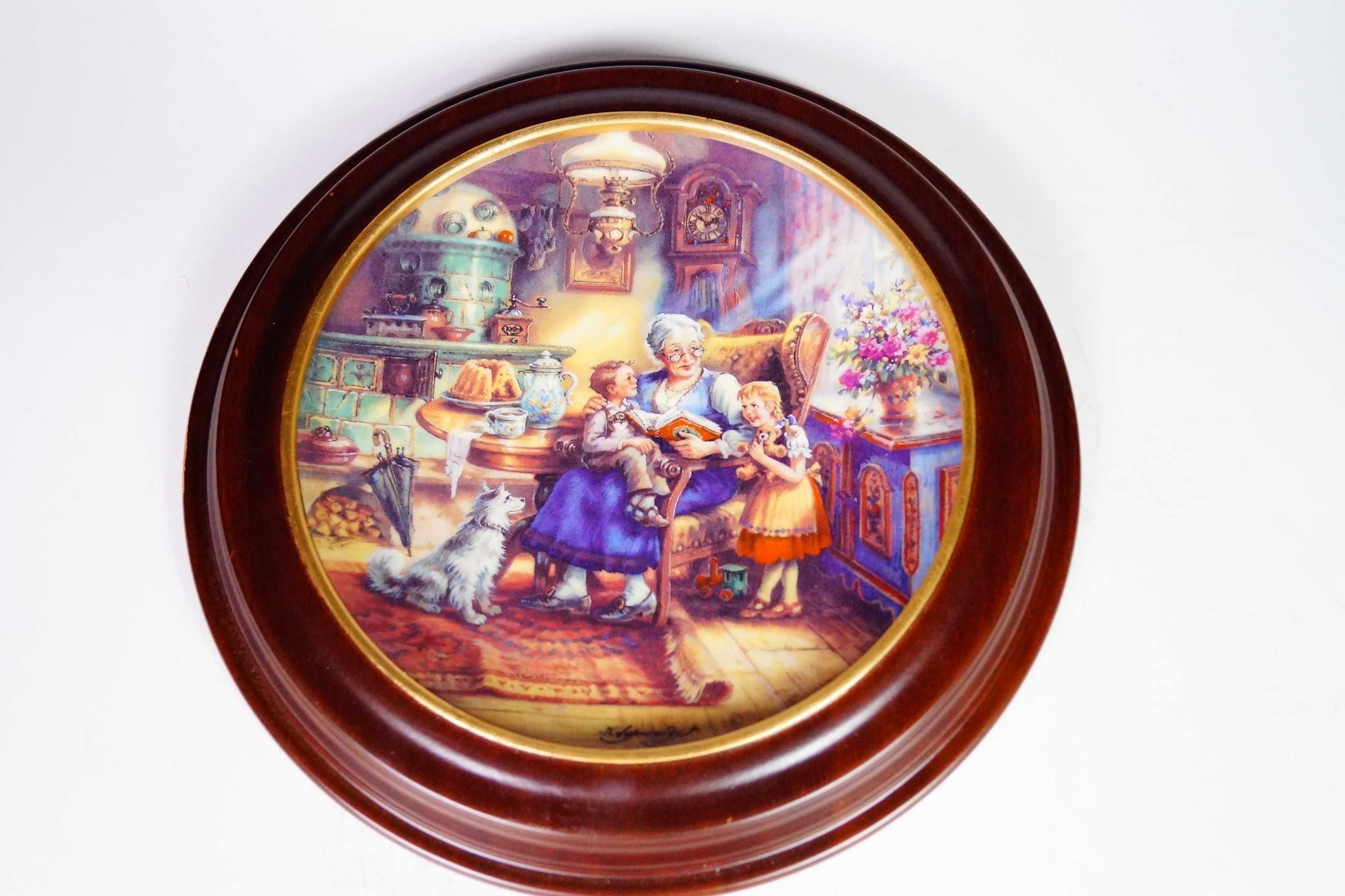 Patera porcelanowa w drewnianej ramie obraz Bradex