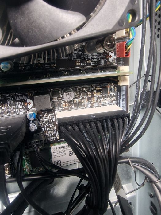 Komputer stacjonarny Lenovo Legion Y520T-25IKL