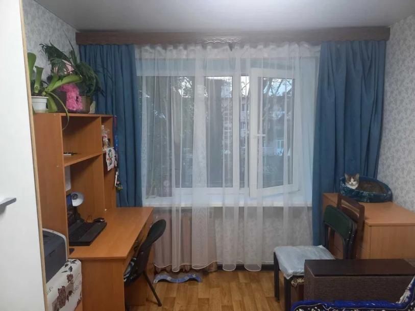 Продам гостинку со своим санузлом метро Барабашова