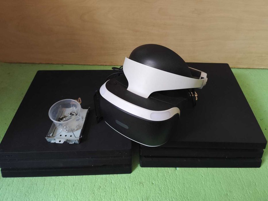 2шт Sony PlayStation 4 PRO + VR шолом. Запчастини, ремонт