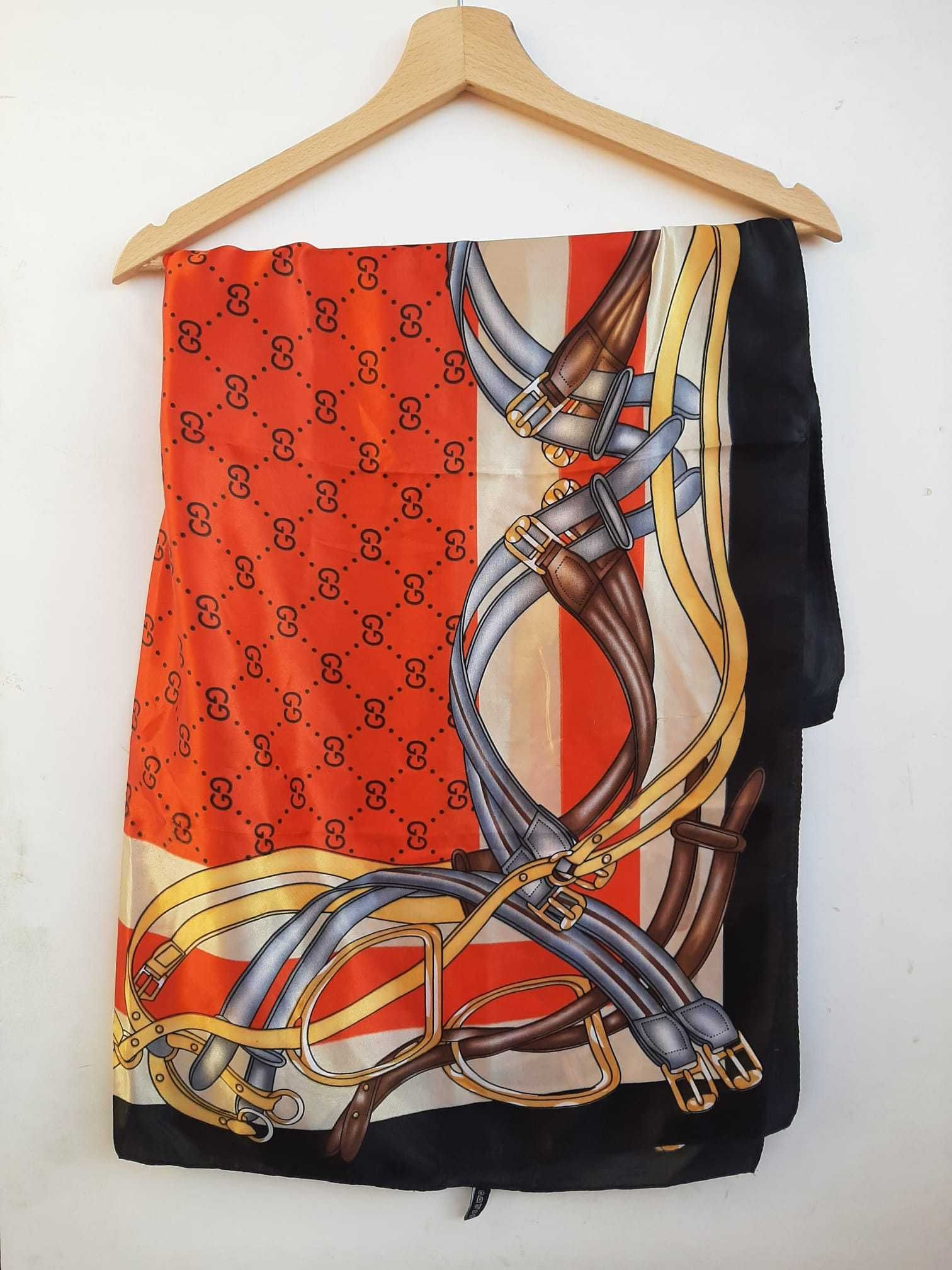 Jedwabna chusta Gucci