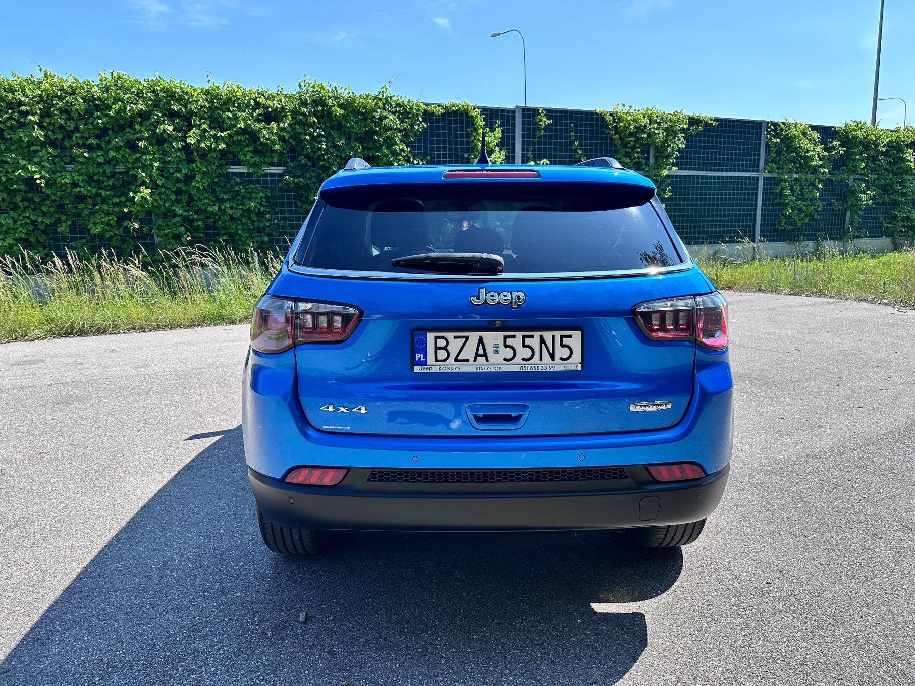 Jeep Compass 2.4 185KM 4x4 bogate wyposażenie