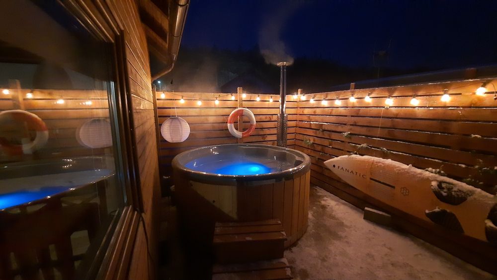 Domek nad jeziorem na kaszubach BALIA JACUZZI
