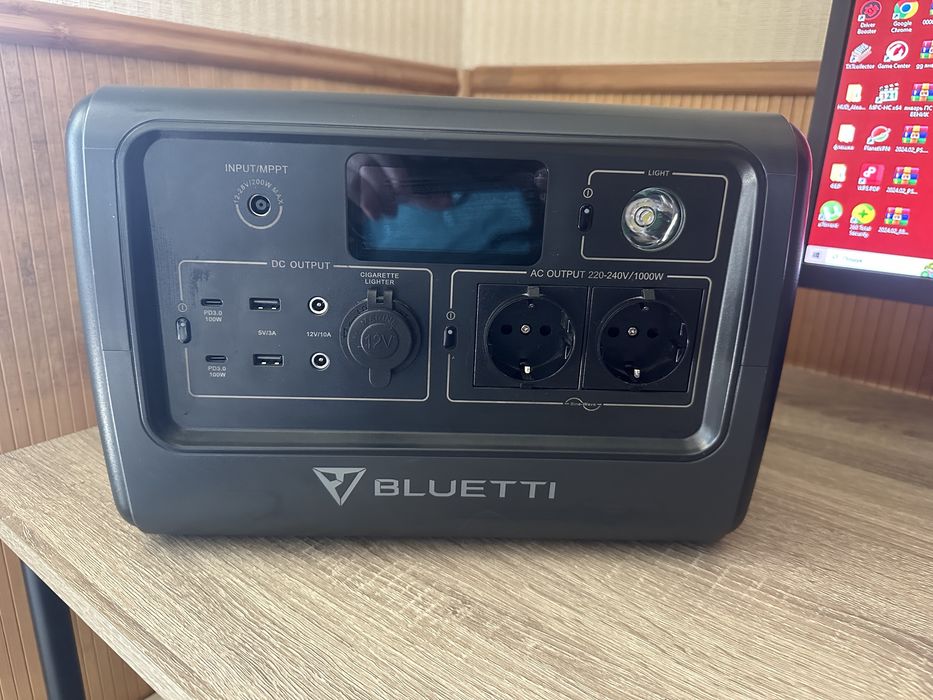 Зарядна станція Bluetti PowerOak EB70 / 1000 Вт / 716 Вт⋅год / LiFePO4