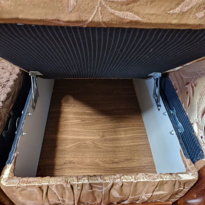 Диван и кресла. Мягкая мебель.