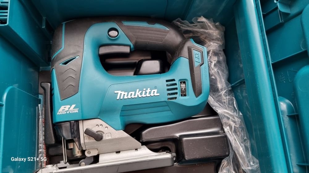Wyrzynarka MAKITA DJV182 Cały zestaw !!!