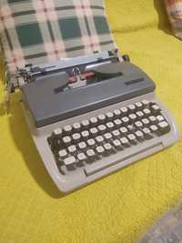 Maquina escrever antiga teclado português
