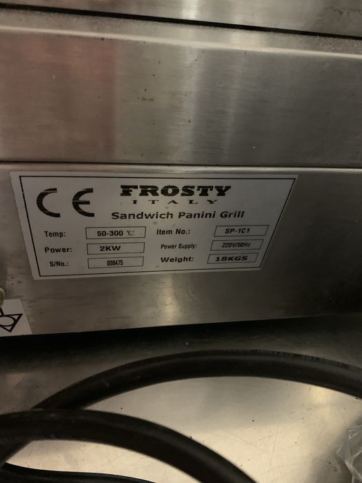 Гриль контактний/притисний  Frosty SP-1C1 верх рифлений / низ рифлений