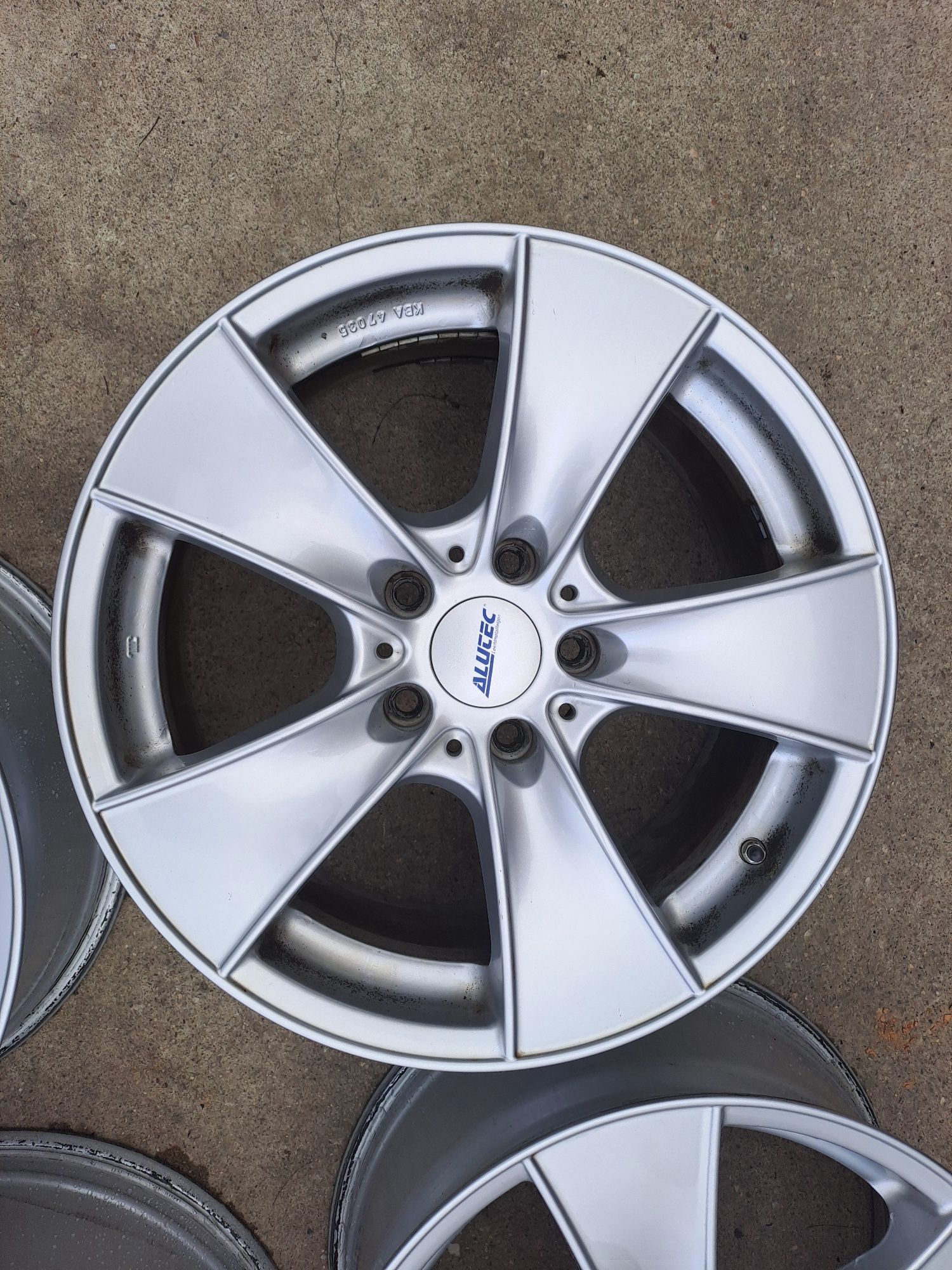 4szt Felgi Aluminiowe Alutec 18cali 5x120 Komplet