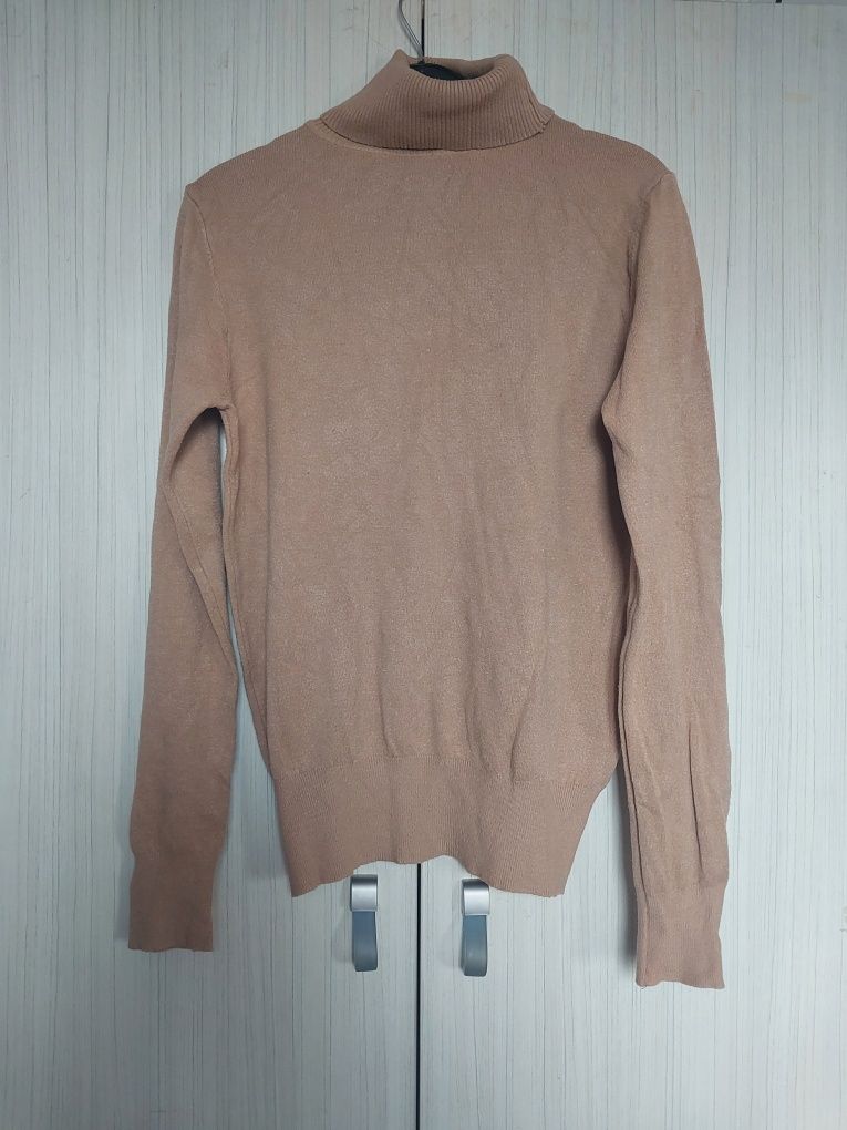 Beżowy golf vintage TU