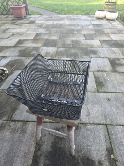 Sprzedam kosz do roweru.