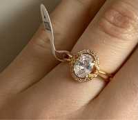 Złoty pierścionek zaręczynowy cyrkonie rozm. 7 stal chirurgiczna 316L