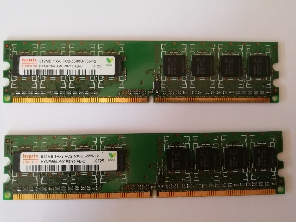 2 Memórias RAM 512 MB 1Rx8