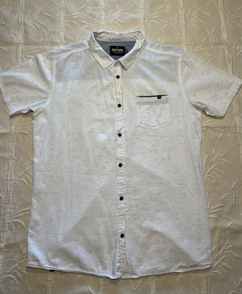 Camisa branca Ripcurl -Tamanho M