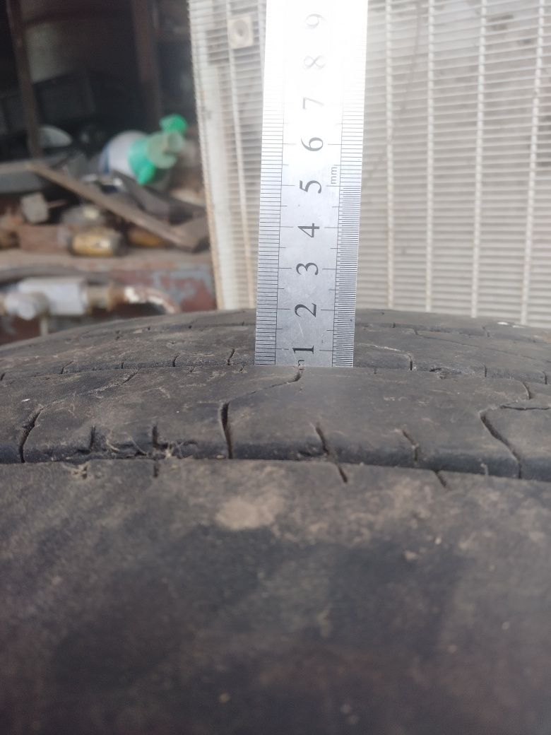 Продам шини б/у на TIR 315/70 R22.5