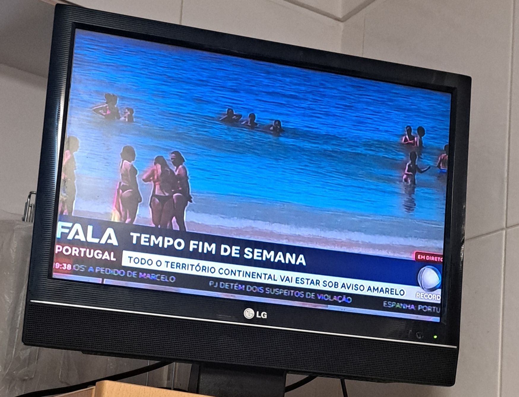 Televisão LCD marca LG -Mod. 19LS4R 19 polegadas. - Monitor em excelen