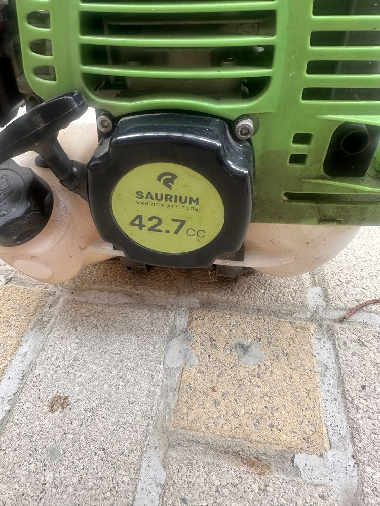 Roçadora a gasolina