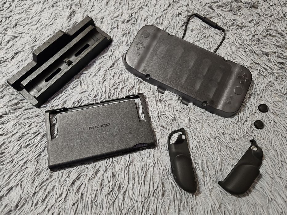 Nintendo Switch 2 + Комплект аксесуарів DBrand