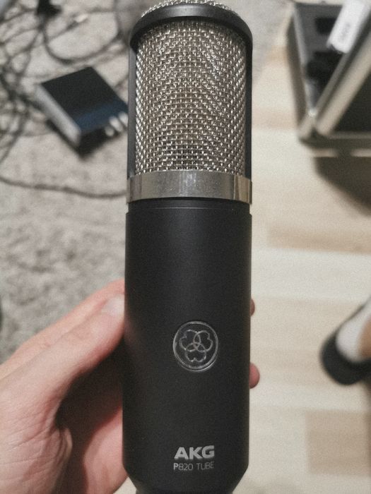 AKG P820 Tube (mikrofon lampowy)