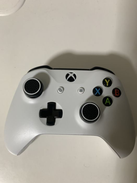 Xbox one S, 7 ігор
