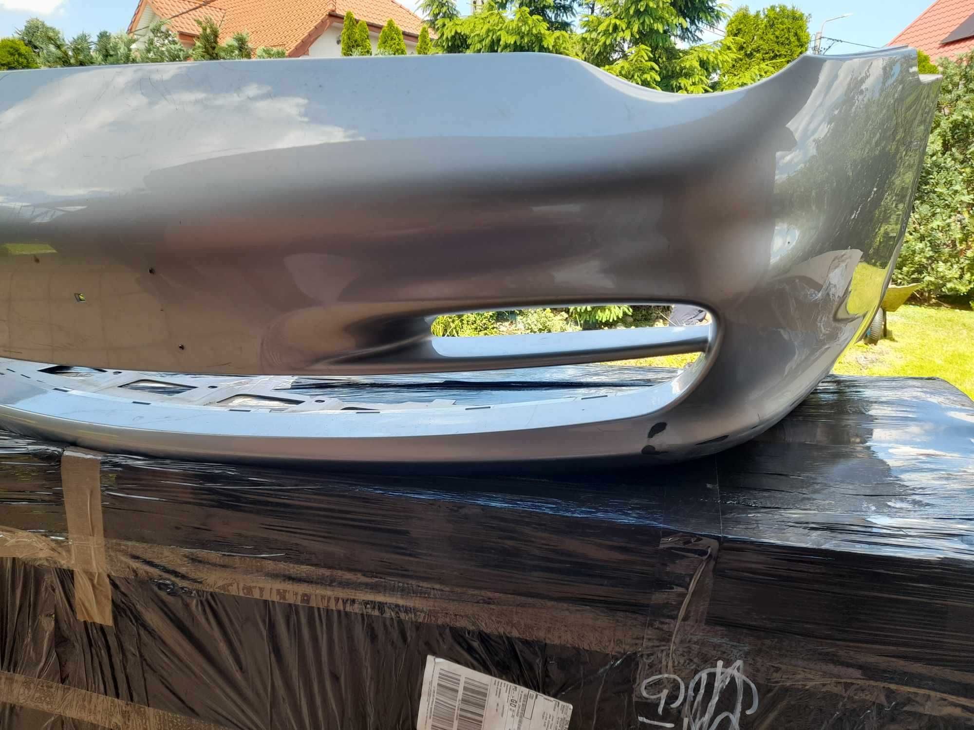 Przedni zderzak Porsche 911 996 po liftingu nr 996.505.311.06