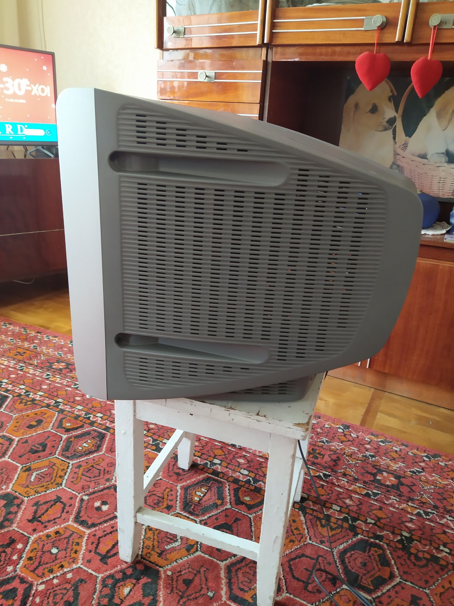 Продам телевизор Sony Wega KV-BZ212M81, Trinitron в отличном состоянии