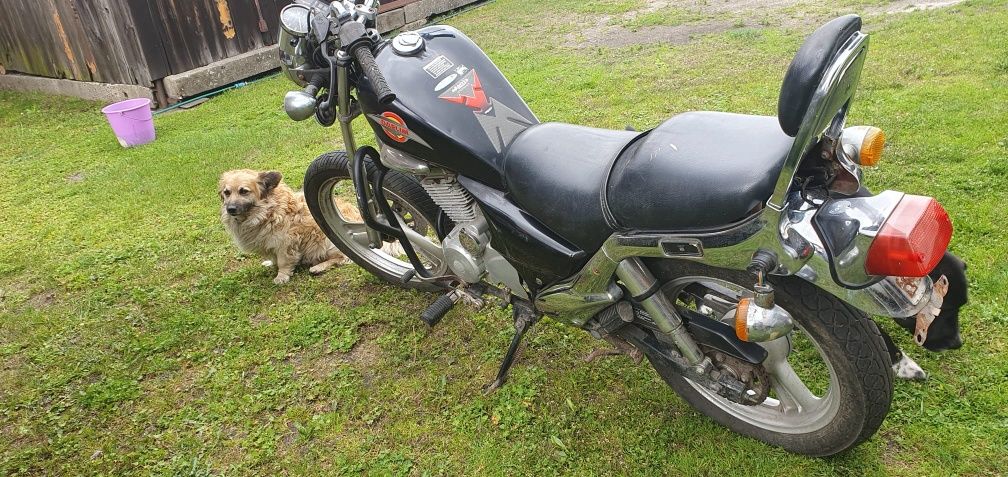 Sprzedam motor na części