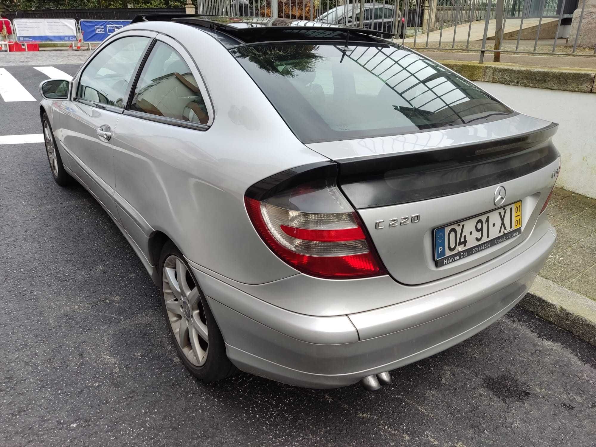 Mercedes-Benz C 220 CDI Sport Coupe Evolution tecto