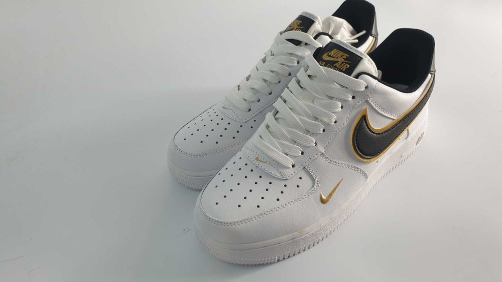 Buty Męskie NIKE AIR FORCE 1 r. 44,5 Sneakersy Skórzane