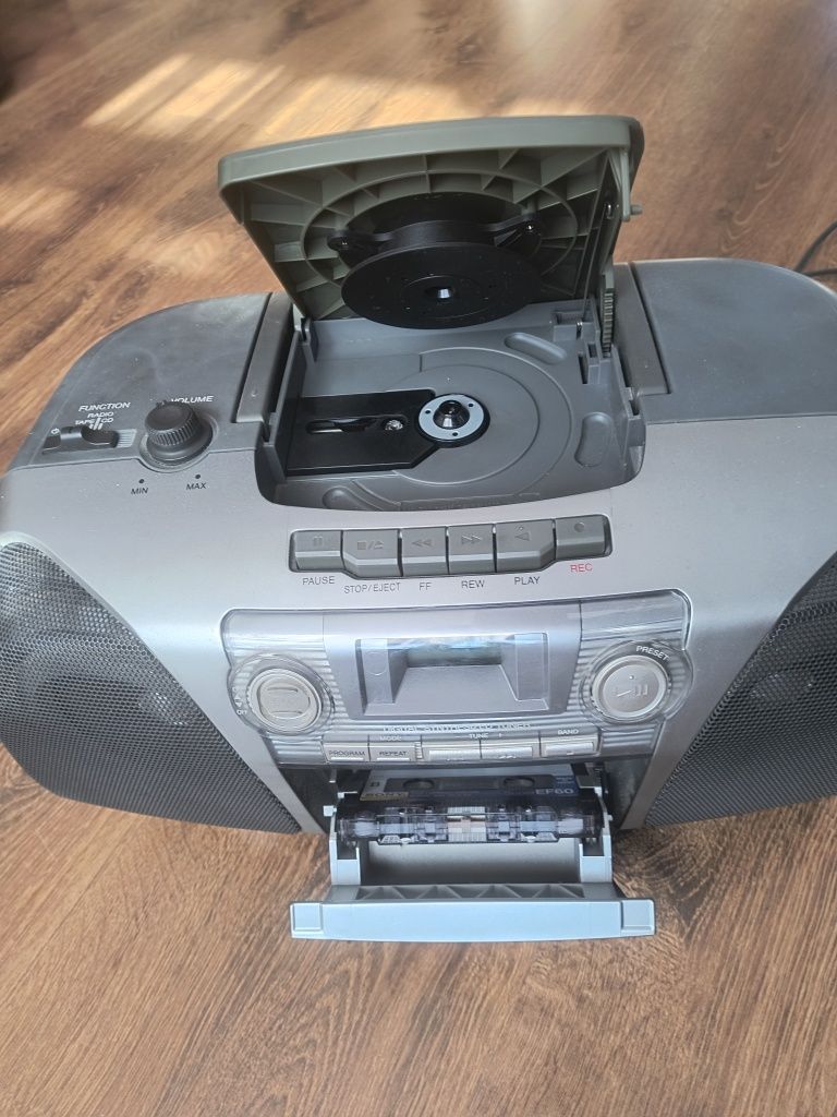 Boombox radiomagnetofon Aiwa Cd