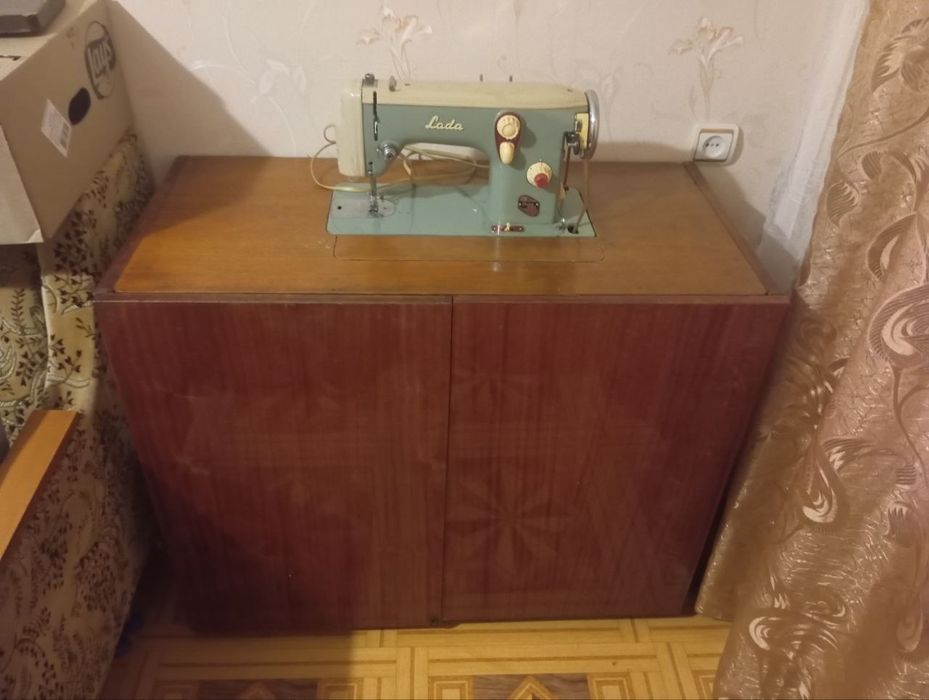 Швейная машинка.