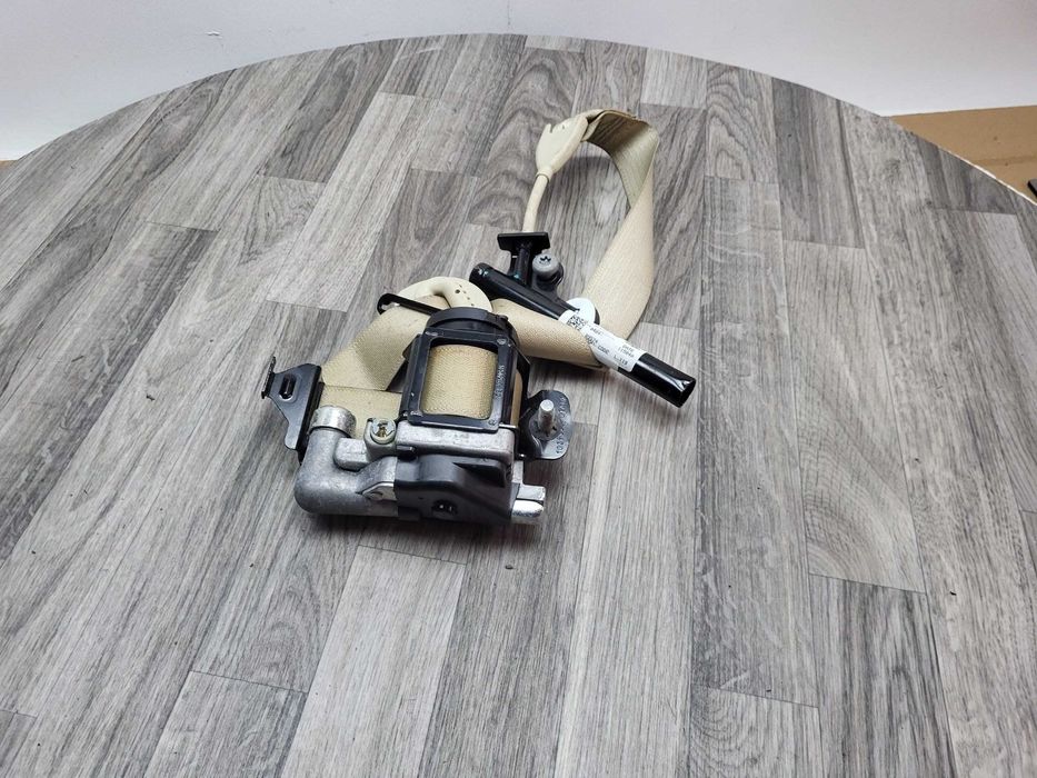 LINCOLN MKZ2013.2016 PAS BEZPIECZEŃSTWA przód prawy pas bezpieczeństwa