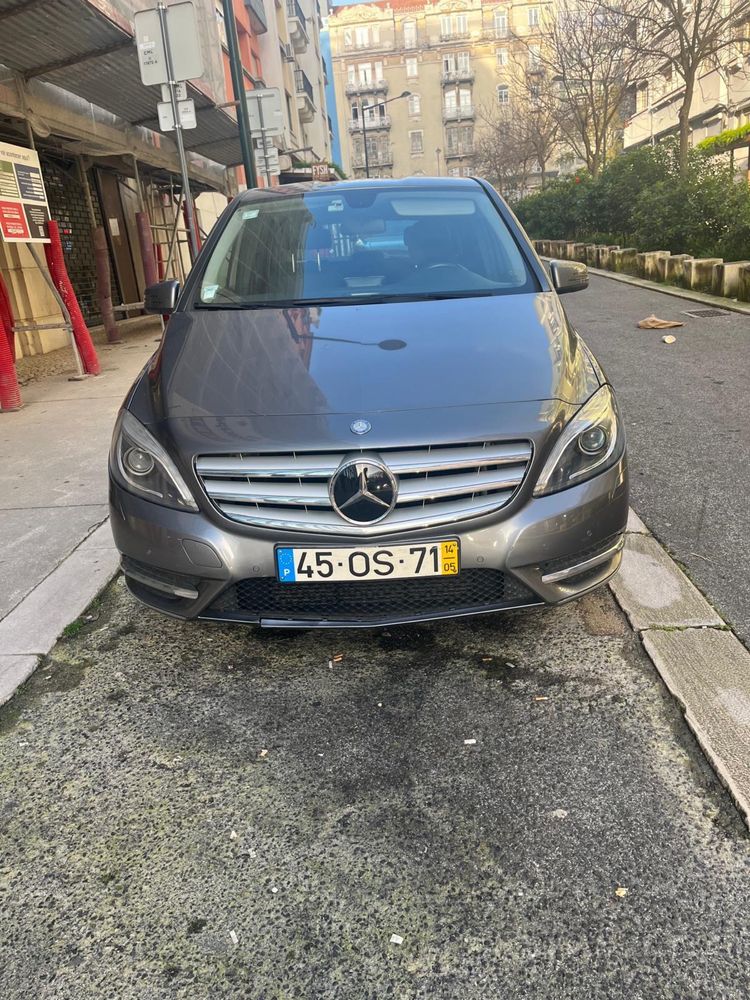 Mercedes-Benz   B180 CDi BlueEffficiency