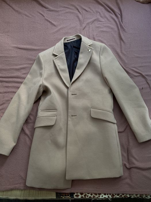 Пальто осеннее бежевое мужское