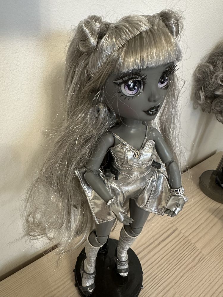 Lalki Shadow High