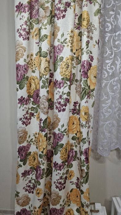 Zasłony kwiaty funkcja komplet  2 sztuk. Na wymiar