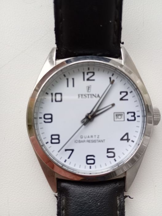 Продам годинник Festina модель F20446
