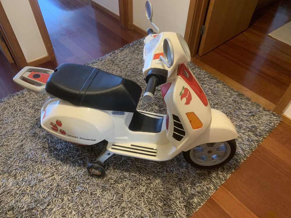 Mota Vespa 12v Peg Perego