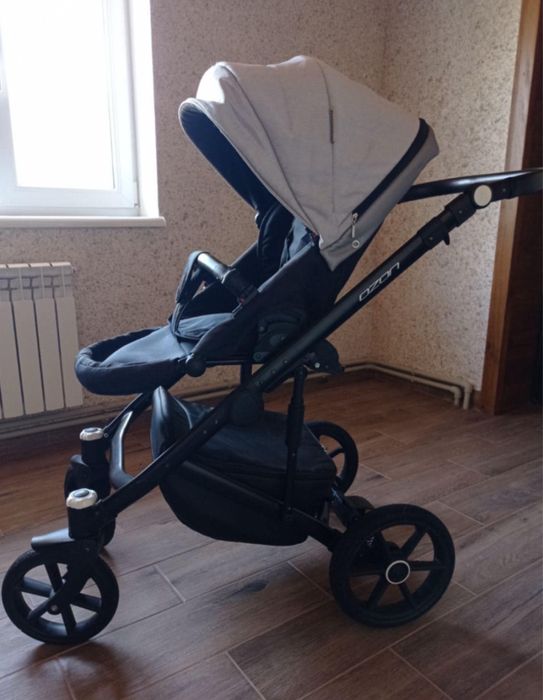 Продам коляску Ozon riko
