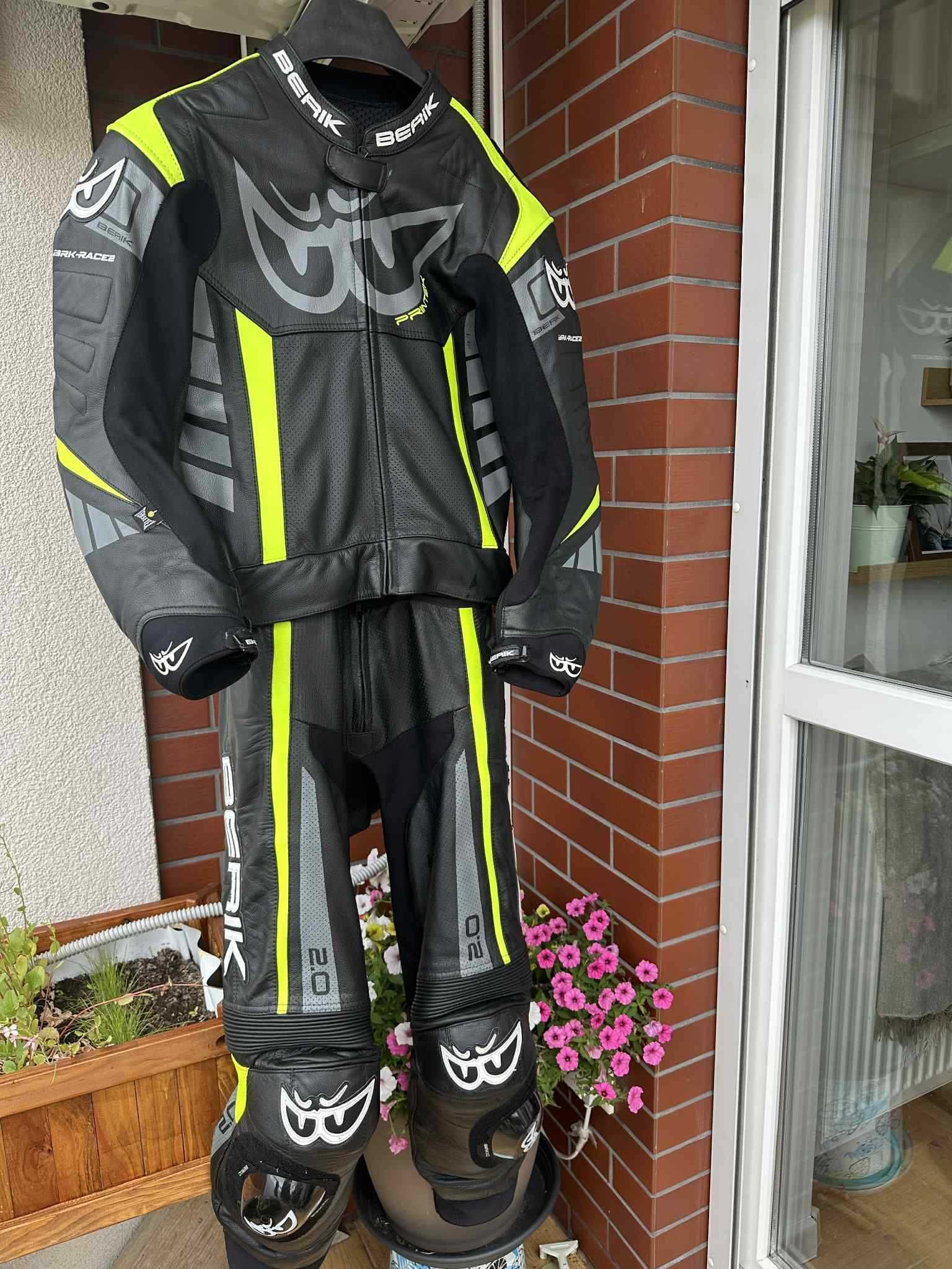 Kombinezon motocyklowy Berik 2.0, rozmiar 54,