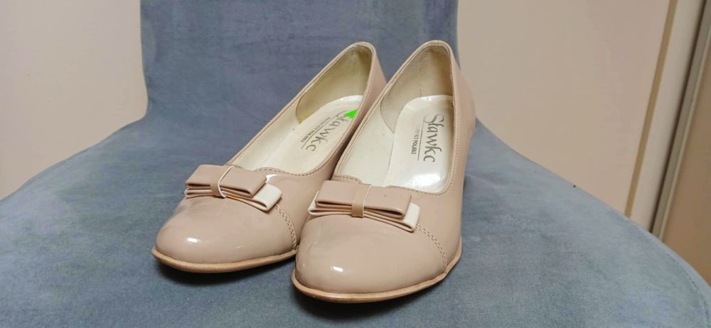 Damskie buty na grubym obcasie rozmiar 36