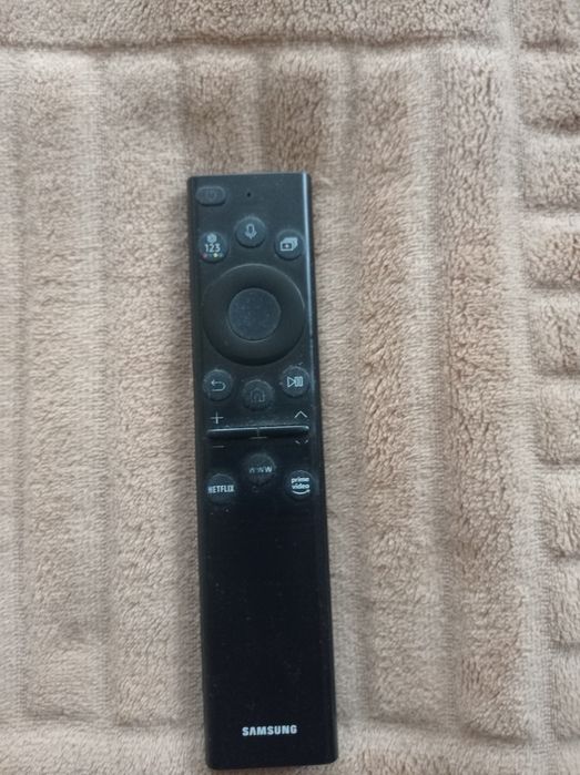 Продам тв смарт Samsung Qled