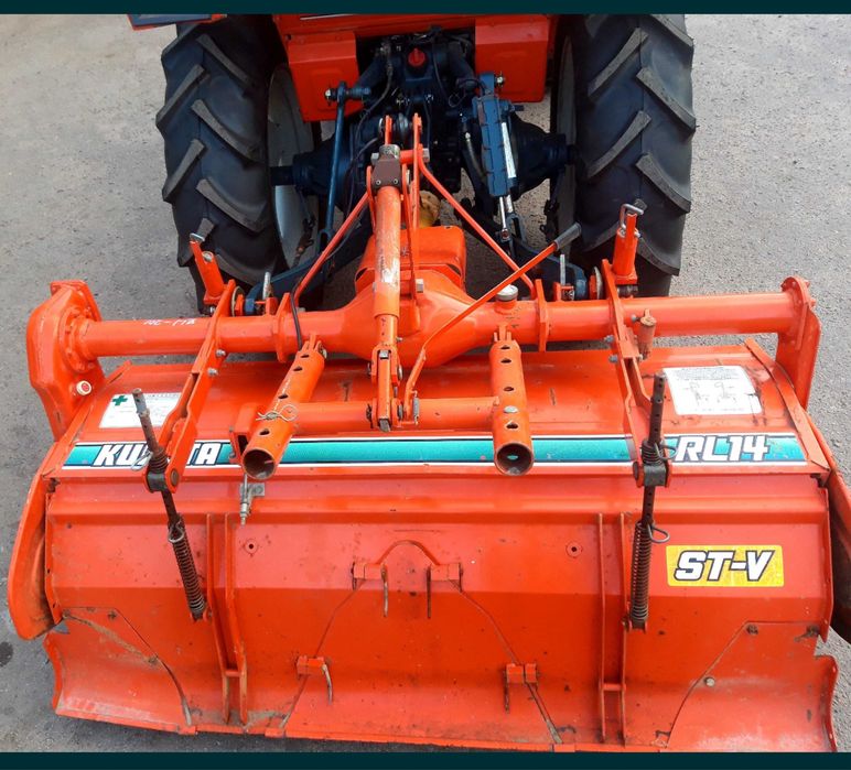 Японский мини трактор Kubota zl205