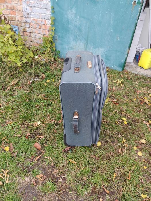 Валіза на колесах