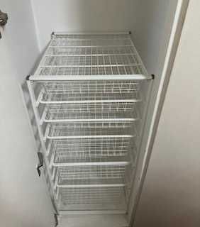 Módulo de gavetas em metal