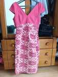 Vestido pelo joelho