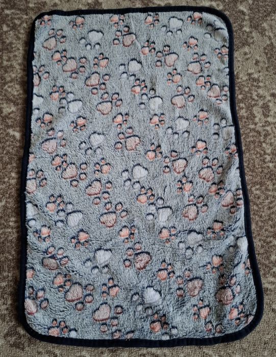 Флисовый плед, подстилка для собак и котов