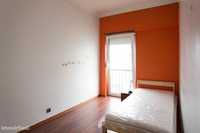 136722 - Quarto com cama de solteiro em apartamento com 2 quartos