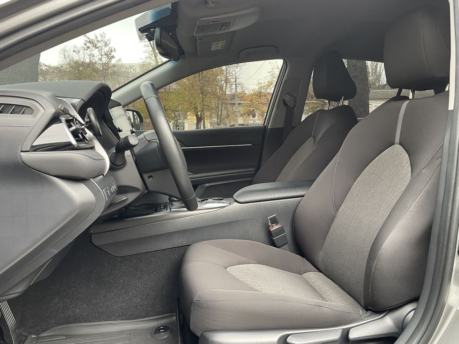 Toyota Camry 2023 року , офіційна