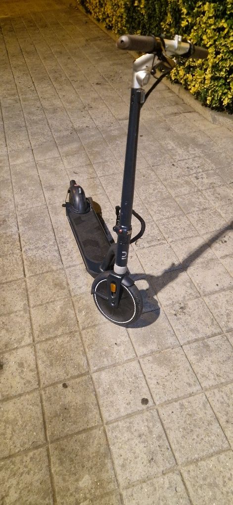 Trotinete Impecável